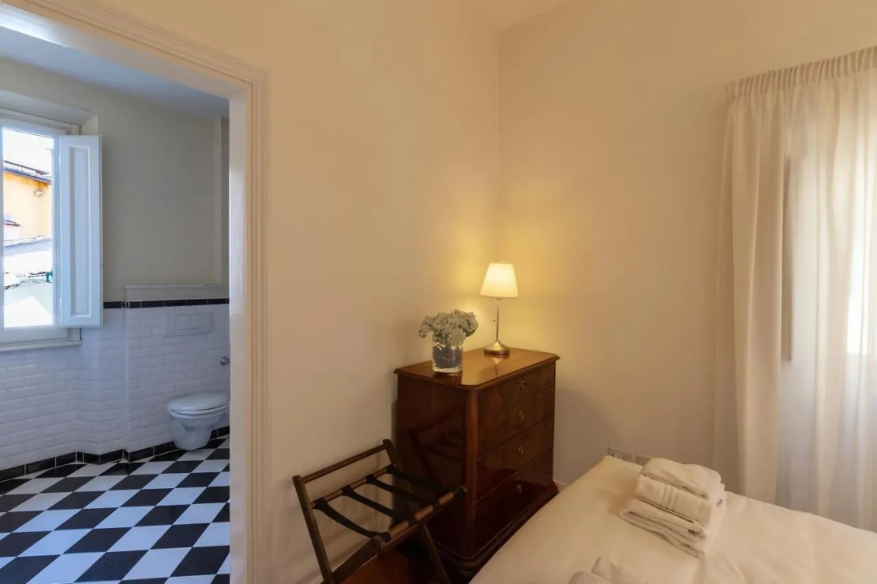 Damasco Penthouse With Terrace Near The Duomo Apartment Florence